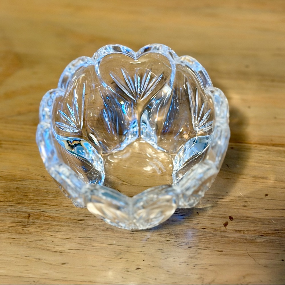 Marquis By Waterford SWEET MEMORIES Crystal Heart Candy Dish Votive Holder - Picture 2 of 6